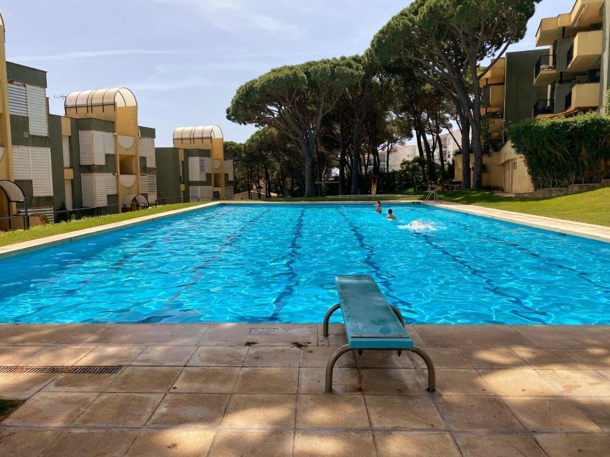 Apartament Gran Amb Vistes Al Mar, Piscina I Parquing Калелья-де-Палафружель Экстерьер фото