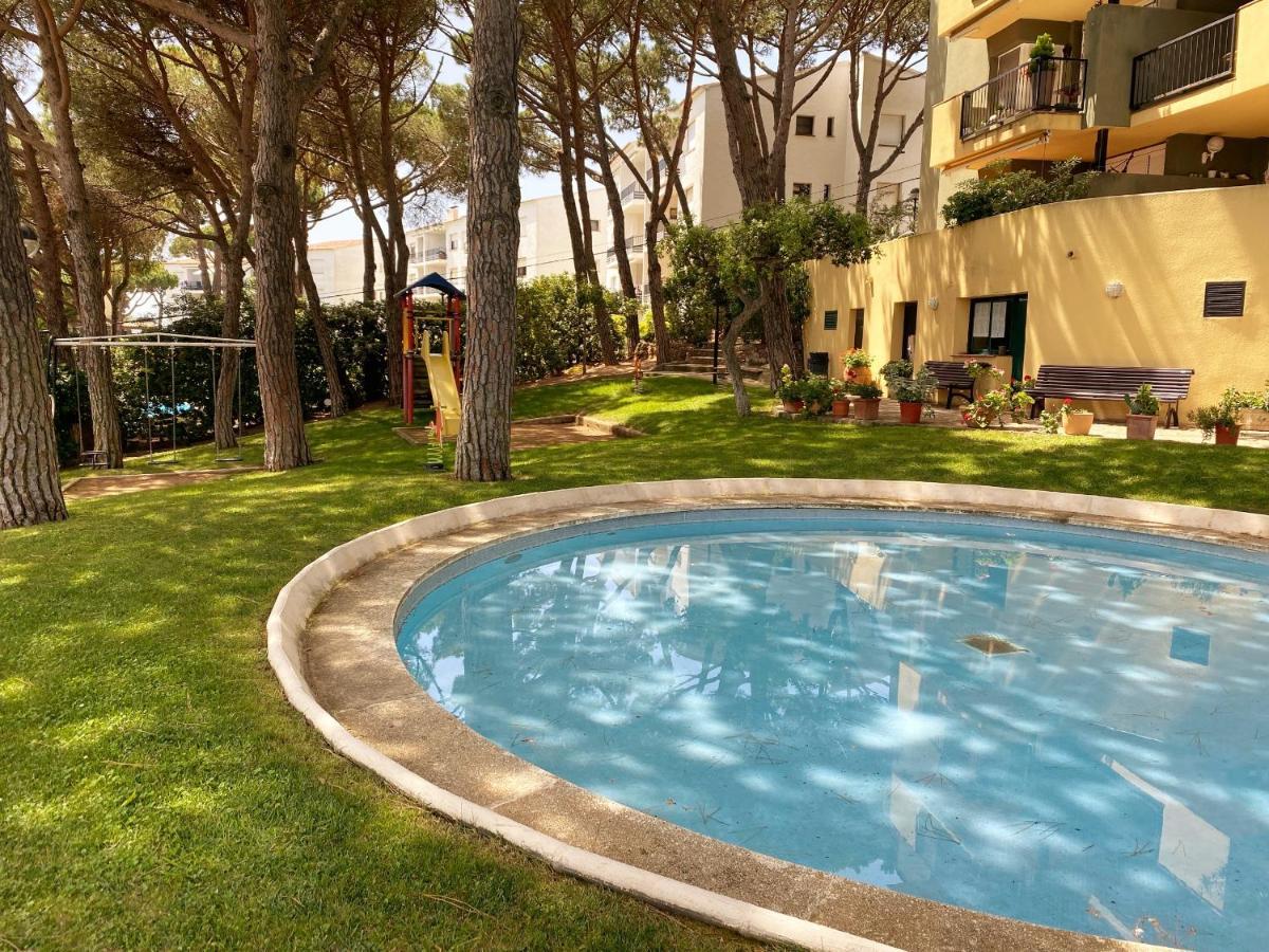 Apartament Gran Amb Vistes Al Mar, Piscina I Parquing Калелья-де-Палафружель Экстерьер фото